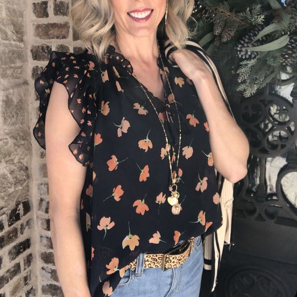 CAbi Tops - Cabi floral navy ruffle blouse sleeveless